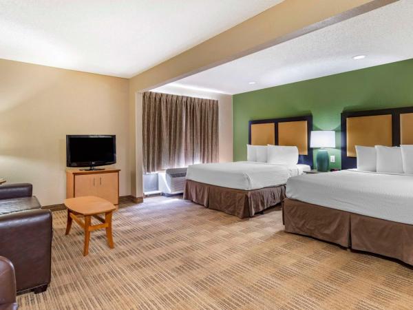 Extended Stay America Suites - San Antonio - Colonnade - Medical : photo 2 de la chambre studio de luxe avec 2 lits queen-size – non-fumeurs