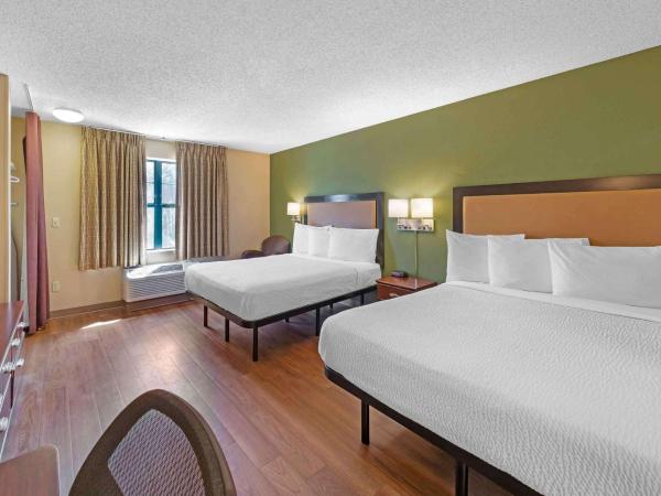 Extended Stay America Suites - Houston - I-10 West - CityCentre : photo 1 de la chambre studio avec 2 lits doubles - non-fumeurs
