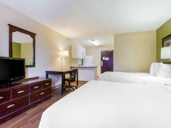 Extended Stay America Suites - Phoenix - Airport : photo 2 de la chambre studio avec 2 lits doubles - non-fumeurs