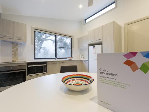 Alivio Tourist Park Canberra : photo 3 de la chambre garden villa (2 bedroom)