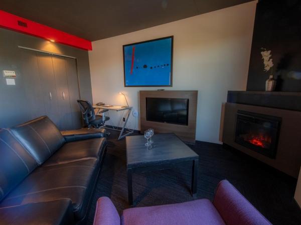 Grand Times Hotel - Aeroport de Quebec : photo 3 de la chambre suite prestige