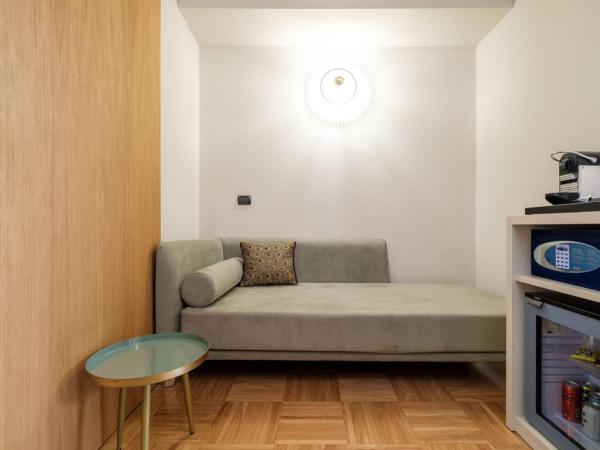 Hotel Touring : photo 8 de la chambre suite junior