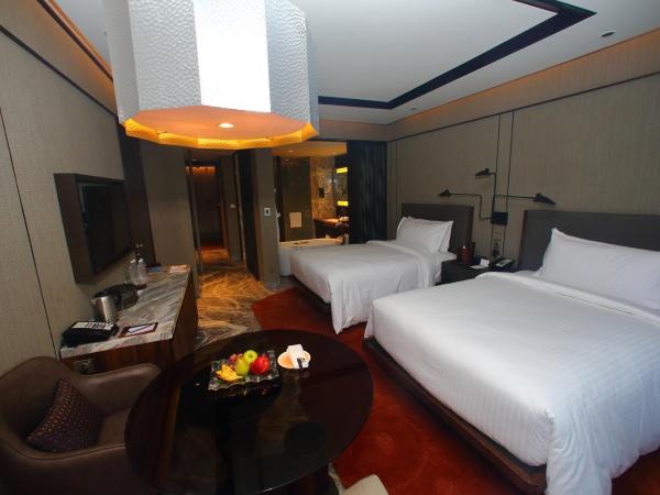 Conrad Bengaluru : photo 4 de la chambre deluxe twin room with lake view - high floor