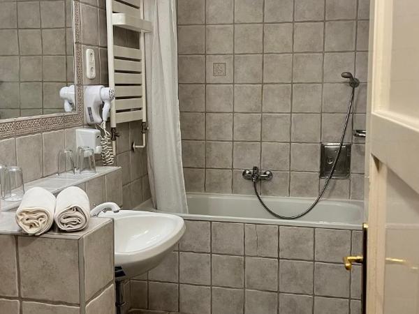 Central Hotel 21 and Apartments : photo 7 de la chambre appartement (6 adultes)