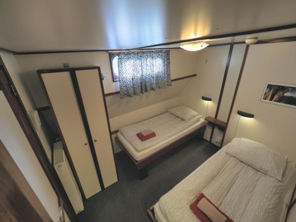 hotelboat Sarah Groningen : photo 9 de la chambre chambre lits jumeaux