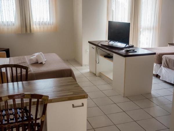 Apart Hotel Serantes : photo 6 de la chambre chambre triple de luxe (3 adultes + 1 enfant)