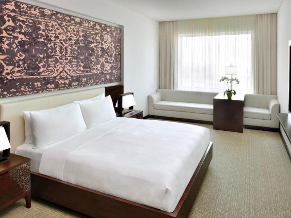 JW Marriott Hotel Muscat : photo 2 de la chambre chambre lit king-size deluxe