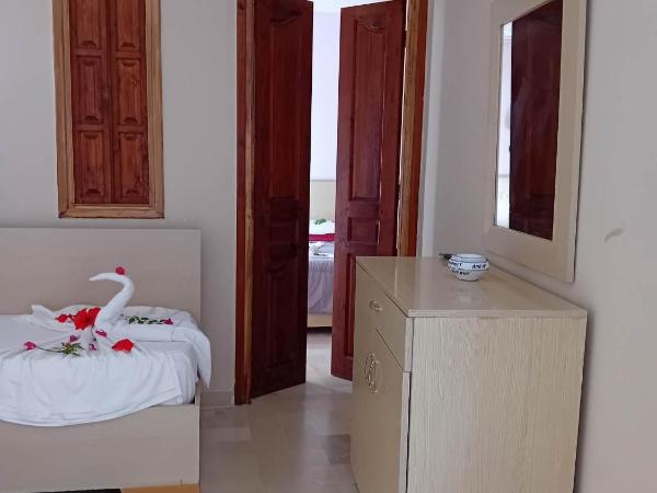 Hôtel Romane : photo 2 de la chambre chambre triple standard