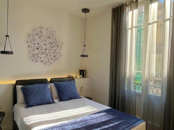 Hotel El Siglo : photo 1 de la chambre chambre double avec baignoire spa