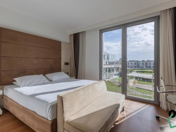 HOTIDAY Room Collection - Pisa : photo 2 de la chambre chambre double standard