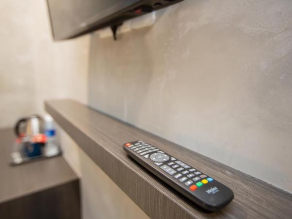 1 Hotel Signature : photo 9 de la chambre chambre lit king-size supérieure