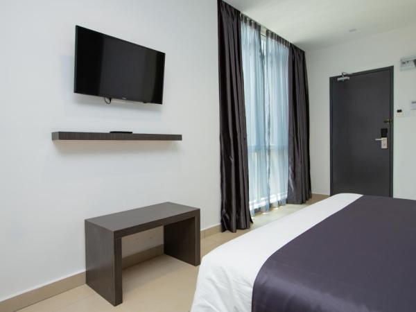 1 Hotel Signature : photo 2 de la chambre chambre double deluxe (2 adultes + 1 enfant)