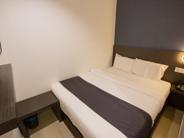 1 Hotel Signature : photo 3 de la chambre chambre lit queen-size deluxe