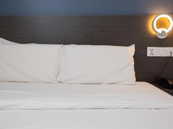 1 Hotel Signature : photo 4 de la chambre chambre lit queen-size deluxe