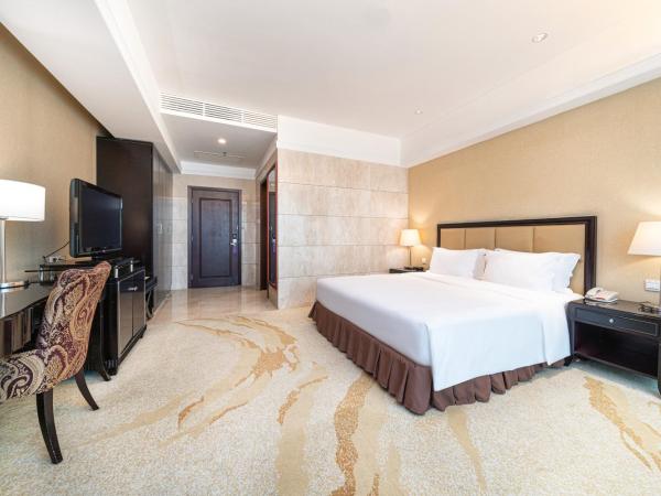 Oriental Ginza Hotel Shenzhen : photo 2 de la chambre chambre lit king-size supérieure - vue sur ville