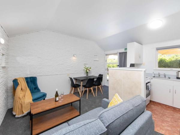 Aarangi Motel : photo 2 de la chambre chambre standard lit queen-size