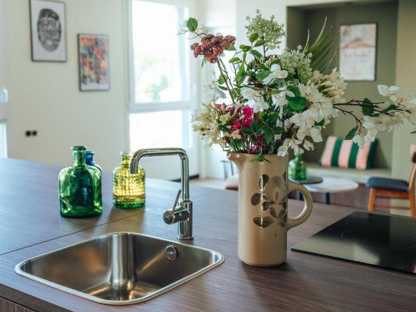 JOST Hostel Montpellier Centre St Roch : photo 5 de la chambre petite chambre double