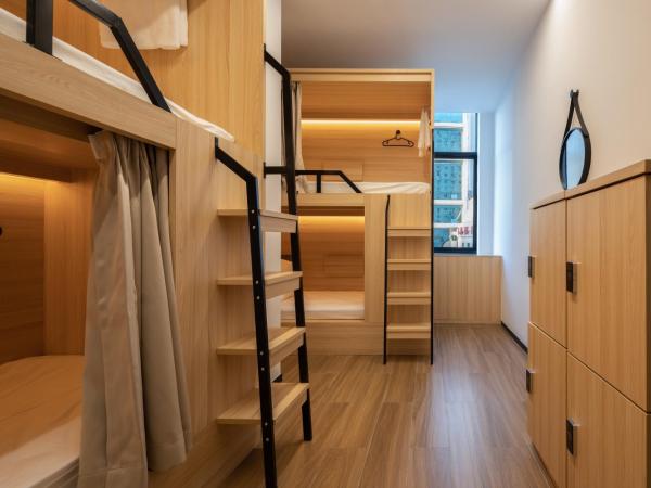 Hangzhou Desti Youth Park Hostel West Lake : photo 3 de la chambre lit dans dortoir pour hommes de 4 lits