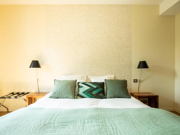 VILLA FLEURY - APPART'HÔTEL DE STANDING : photo 10 de la chambre studio