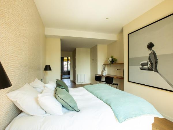 VILLA FLEURY - APPART'HÔTEL DE STANDING : photo 4 de la chambre studio