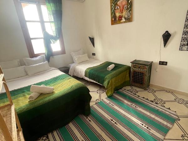 Dar El Hayet : photo 1 de la chambre chambre double ou lits jumeaux avec salle de bains