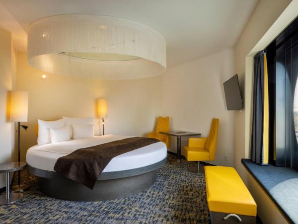 ARCOTEL Onyx Hamburg : photo 2 de la chambre suite