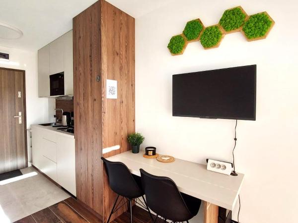 Royal Smart Apartments Cracow : photo 2 de la chambre chambre double avec patio