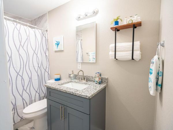 UNIVERSITY SERENITY SUITES : photo 1 de la chambre appartement - rez-de-chaussée