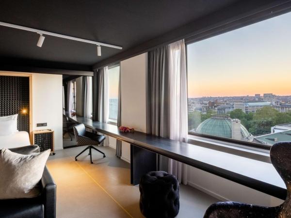 nhow Brussels Bloom : photo 7 de la chambre suite galerie nhow - offre parking gratuit