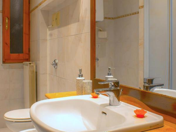 Double Room Charme : photo 8 de la chambre chambre lits jumeaux