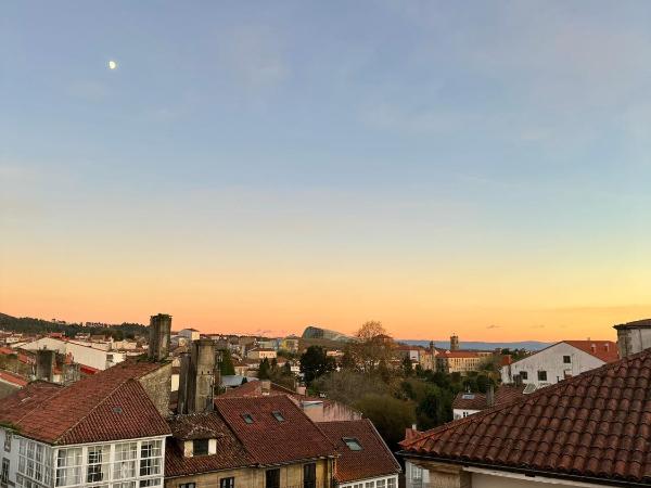 Casas Reais Boutique : photo 1 de la chambre chambre double mansardée (occupation simple) avec baignoire spa