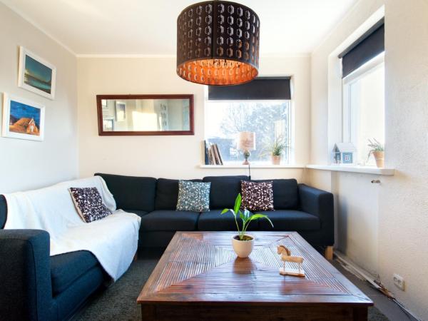 Blue House B&B : photo 9 de la chambre chambre double ou lits jumeaux avec salle de bains commune