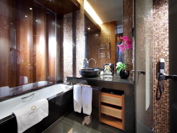 Eurostars Madrid Tower : photo 4 de la chambre chambre double ou lits jumeaux supérieure