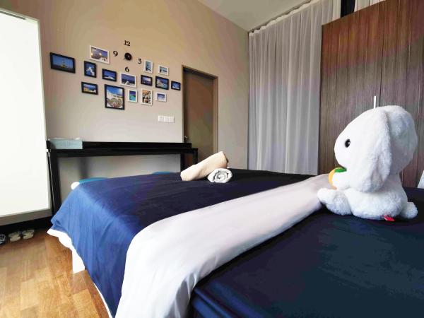 Attic Home Melaka Silverscape Residence & Jonker : photo 6 de la chambre superior queen studio (private bathtub and city view)