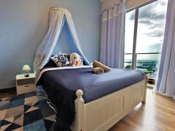 Attic Home Melaka Silverscape Residence & Jonker : photo 3 de la chambre superior queen studio (private bathtub and city view)