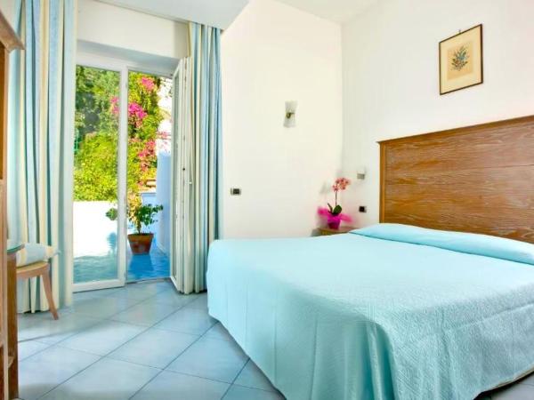 Hotel La Floridiana : photo 1 de la chambre chambre double ou lits jumeaux - vue sur jardin