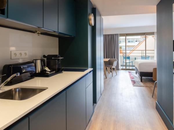 Staybridge Suites - Cannes Centre by IHG : photo 3 de la chambre suite studio lit queen-size avec balcon