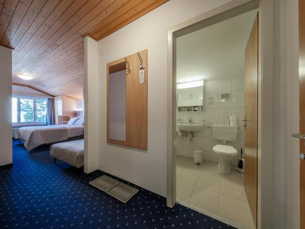 Hotel Bünda Davos : photo 4 de la chambre chambre triple standard