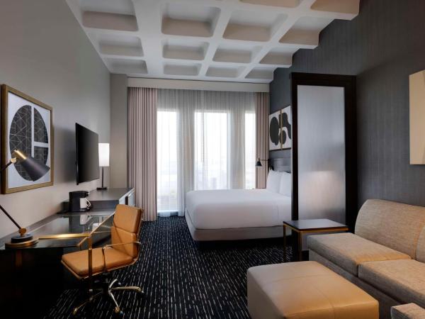 Hyatt Place LAX/Century BLVD : photo 1 de la chambre chambre lit king-size avec canapé-lit - Étage supérieur