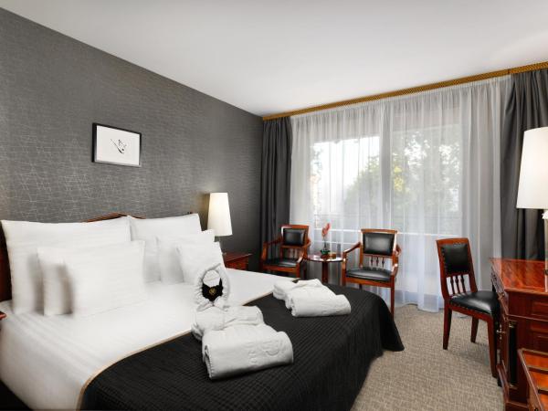 Hotel Divinus : photo 2 de la chambre chambre double deluxe avec balcon