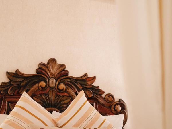 Los Pilares Hotel : photo 6 de la chambre chambre lit king-size