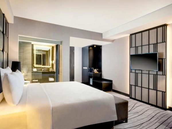 Grand Swiss-Belhotel Darmo : photo 3 de la chambre executive room