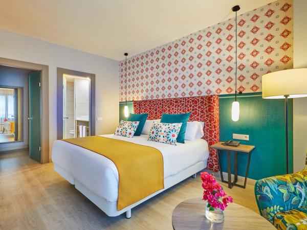 Hesperia Sevilla : photo 3 de la chambre suite avec terrasse