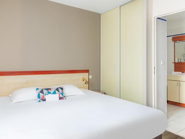 Appart'City Classic Limoges : photo 2 de la chambre grand studio quadruple