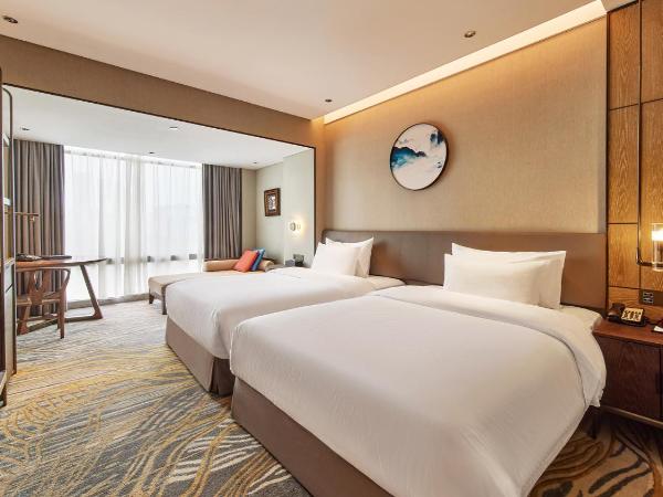 Dong Fang Hotel Guangzhou- Free Shuttle Bus to Canton Fair Complex & Overseas Buyer Registration Services during Canton Fair Period : photo 3 de la chambre chambre lits jumeaux Élite - non-fumeurs