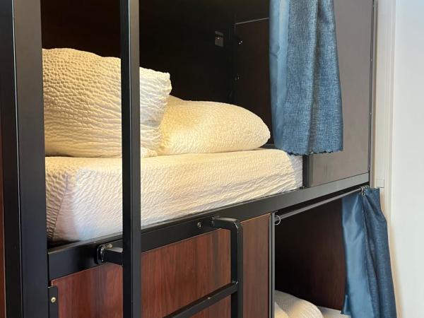 Hostel 20 Bayonne : photo 4 de la chambre lit dans dortoir mixte de 4 lits