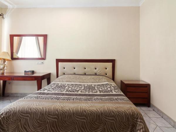 Puri Sawo Manila Residence : photo 4 de la chambre chambre double standard