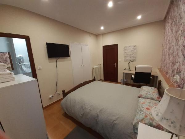 Uría 25 rooms : photo 6 de la chambre chambre double avec salle de bains privative