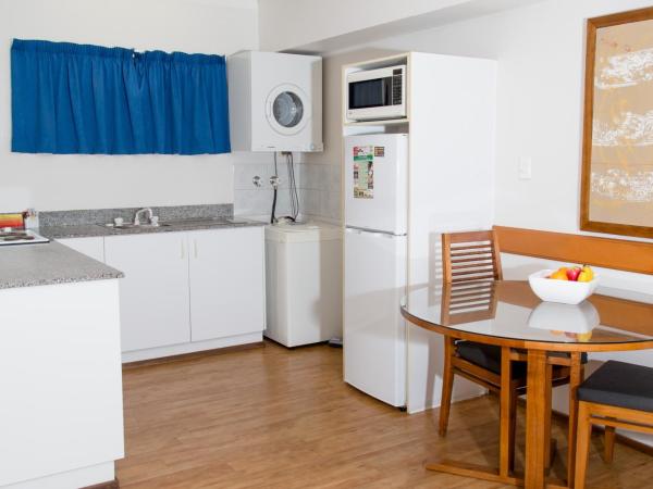 Cullen Bay Resorts : photo 10 de la chambre standard one bedroom apartment includes free parking & wifi