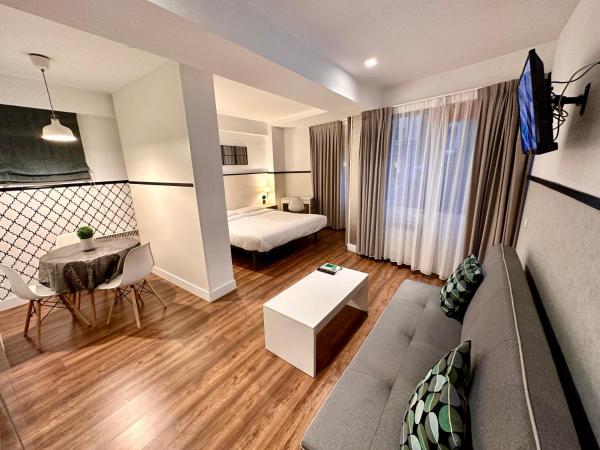 Far Home Gran Vía : photo 1 de la chambre studio familial